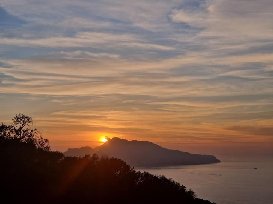 Sun & Relax, Relaxing Location With Seaview Villa Massa Lubrense Ngoại thất bức ảnh