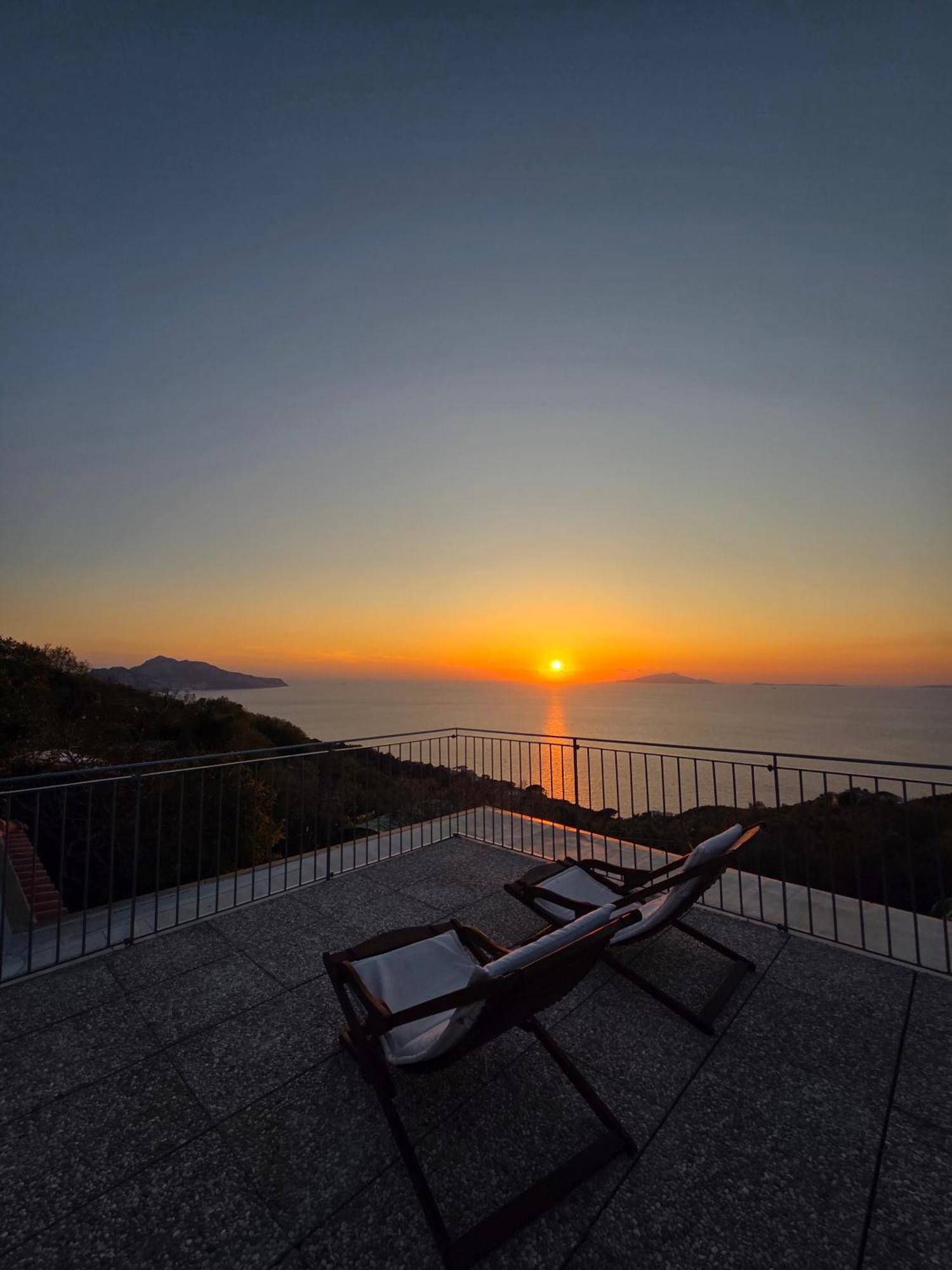 Sun & Relax, Relaxing Location With Seaview Villa Massa Lubrense Ngoại thất bức ảnh
