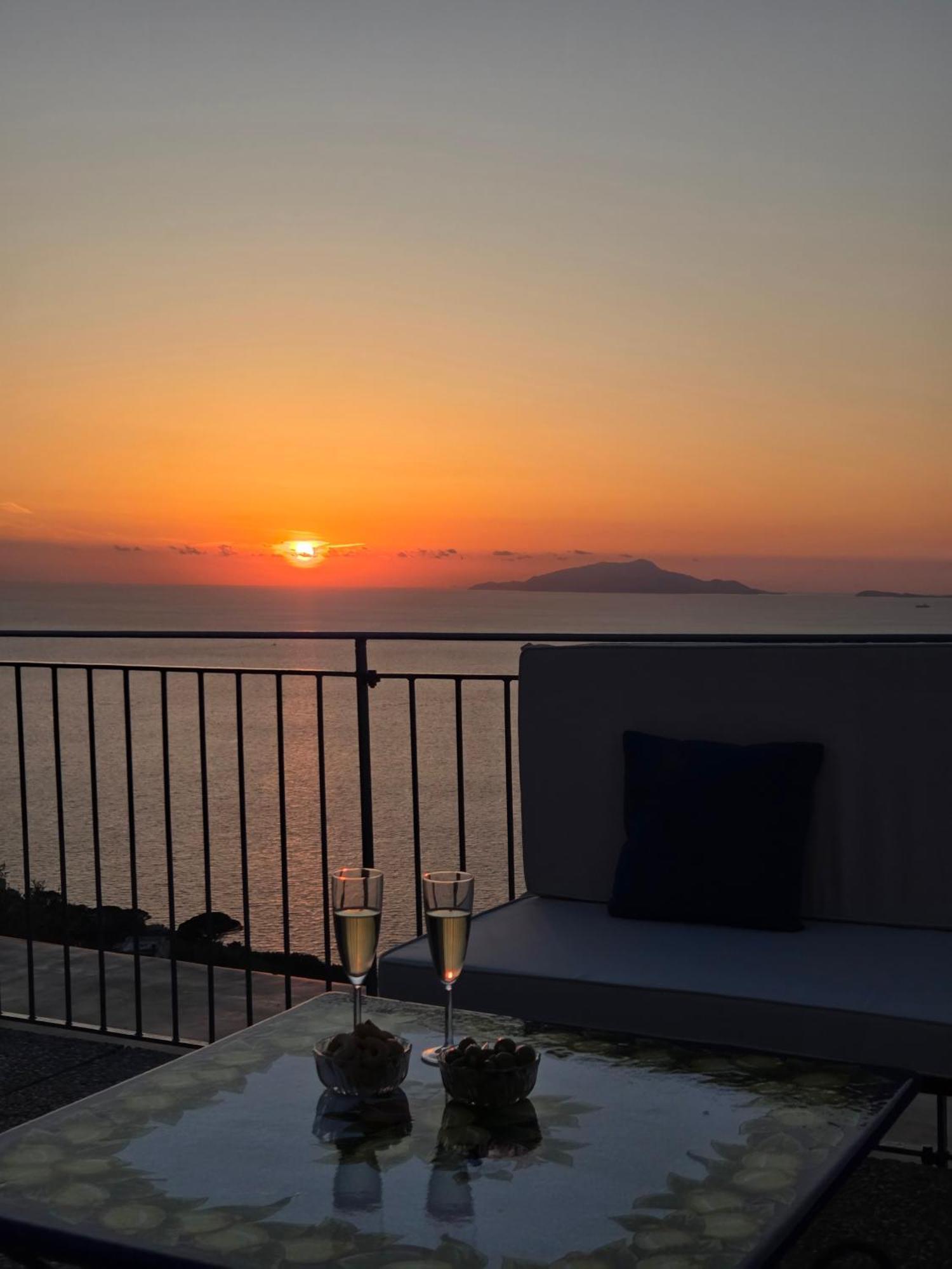 Sun & Relax, Relaxing Location With Seaview Villa Massa Lubrense Ngoại thất bức ảnh